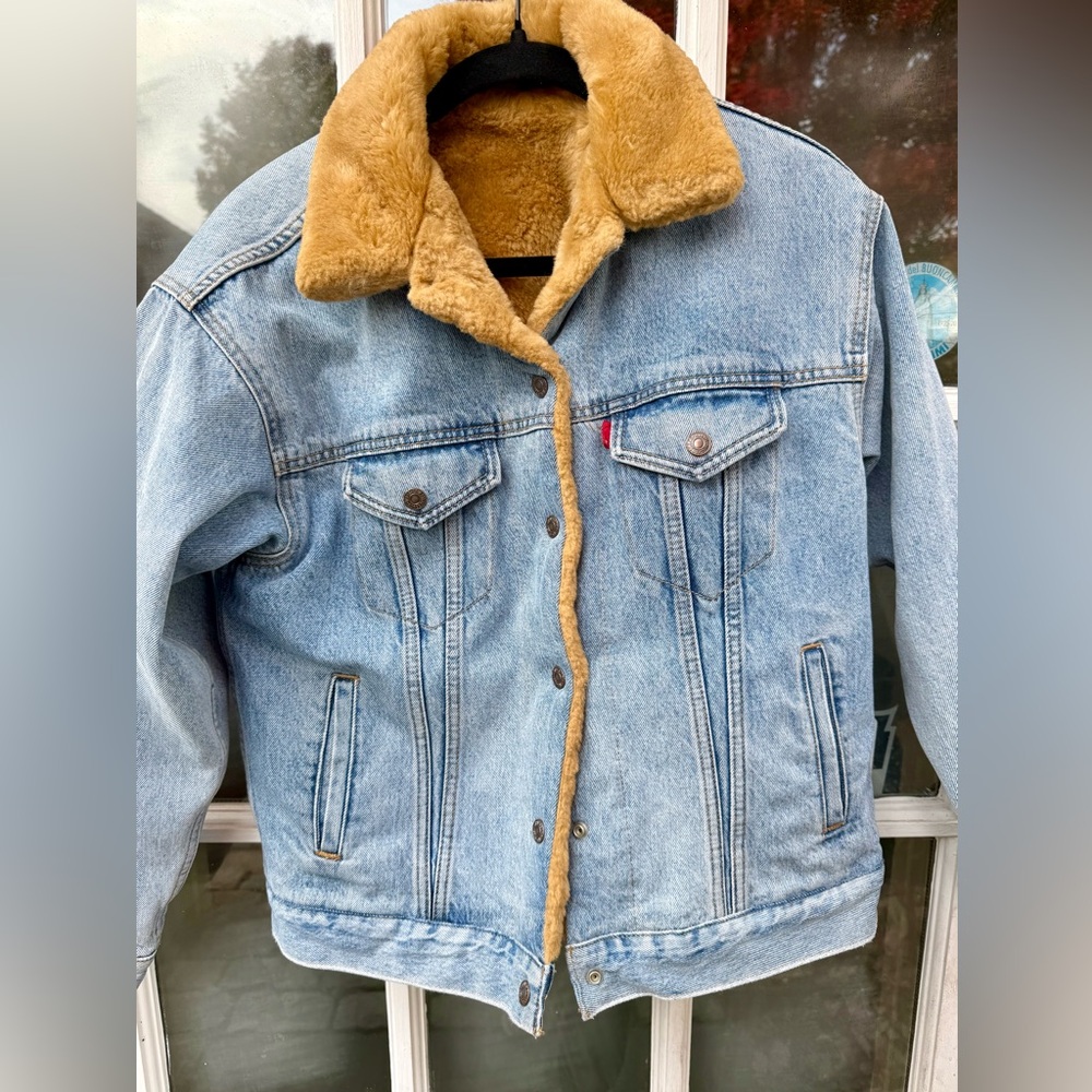 Levi’s Women’s Faux Fur Denim Jacket sz XS
